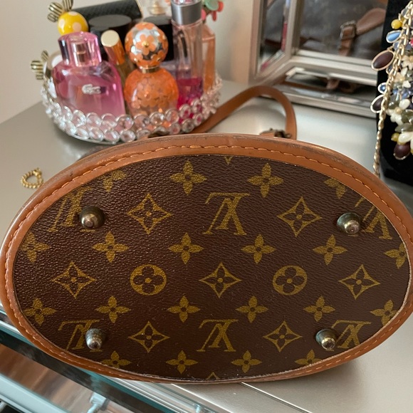 Louis Vuitton Marais bucket pm - Picture 14 of 16